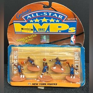 Galoobs All-Star MVPs New York Nicks Poseable Action Figures 1997 Edition New